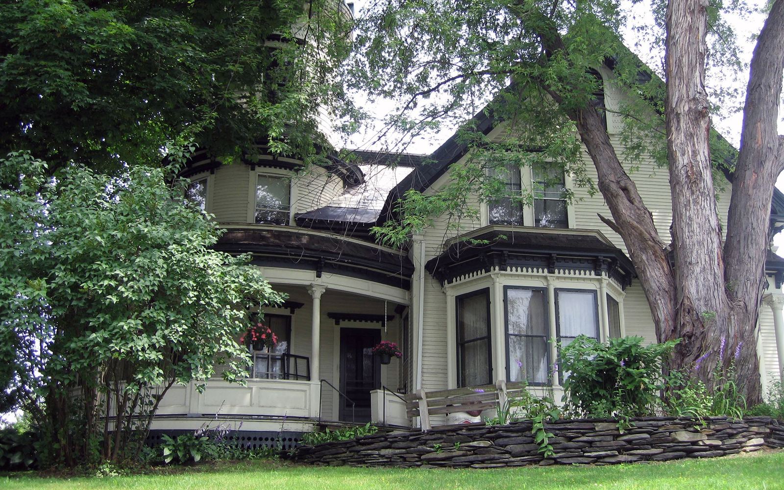 Maplecroft Victorian exterior in summer